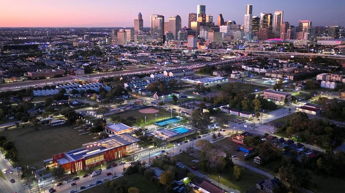 Htx Dtown Apt I Sleeps 7 Wi-Fi Parking Free Gym Houston Exterior foto